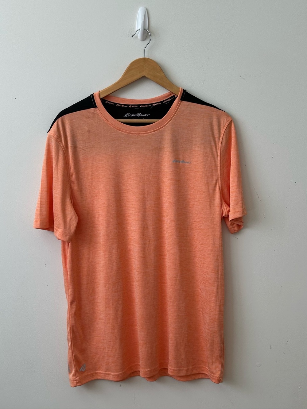 Eddie Bauer Motion Men’s T-Shirt L Orange Black Crew Neck Reflective Polyester